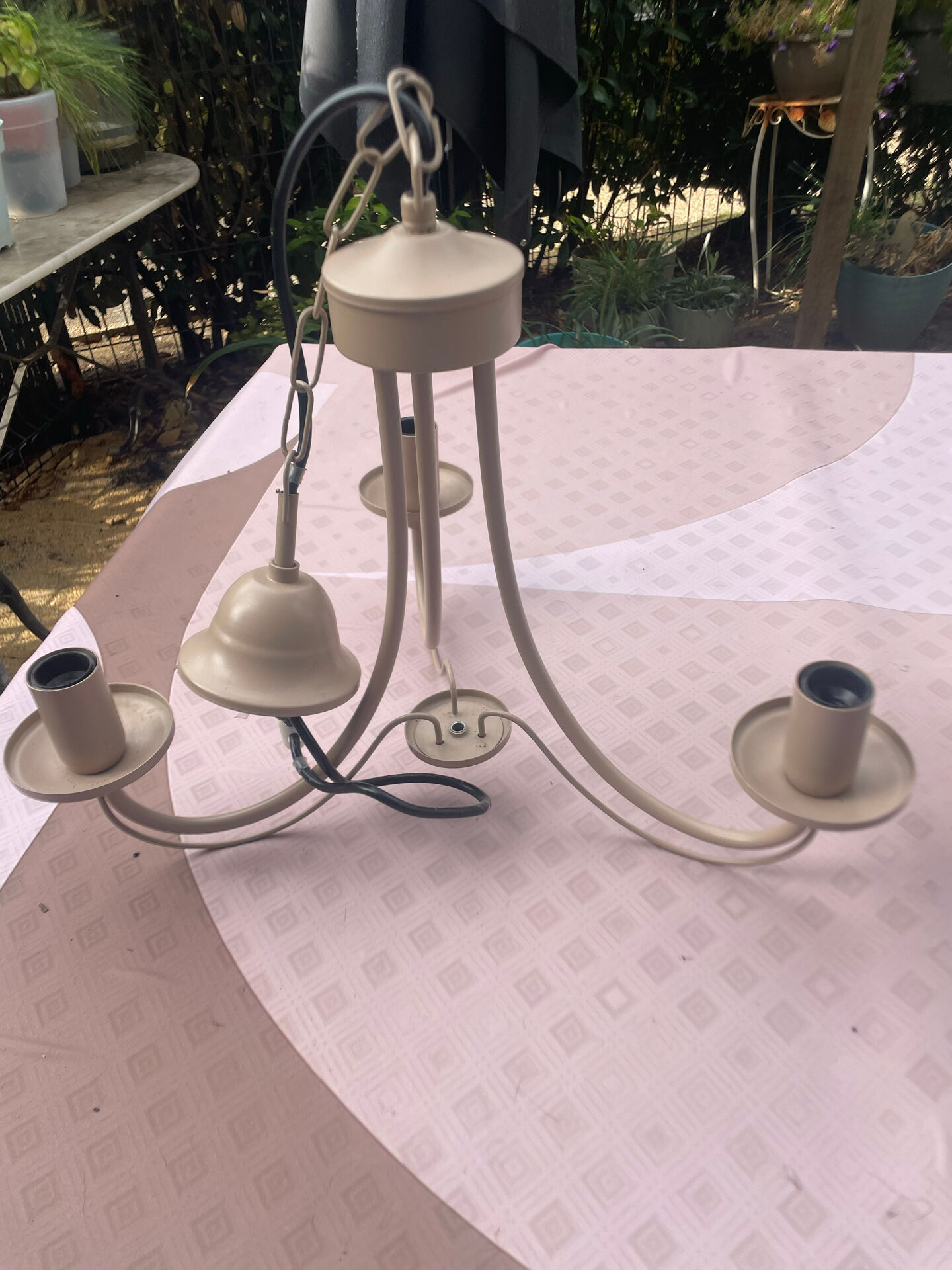 Chandeliers and wall lights