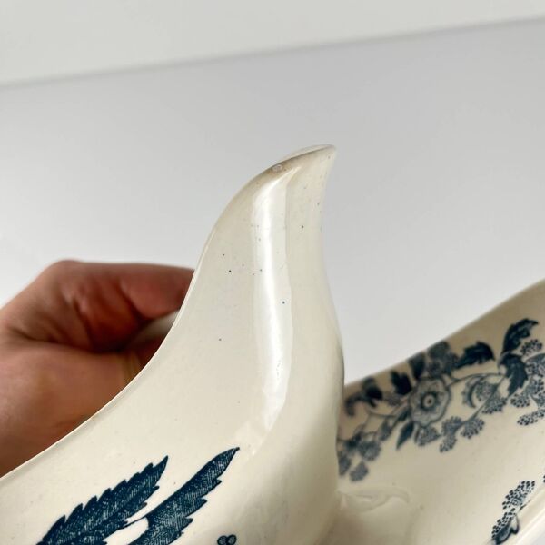 Saucière Longwy fin XIXe ''Ycho'' , terre de fer bleu