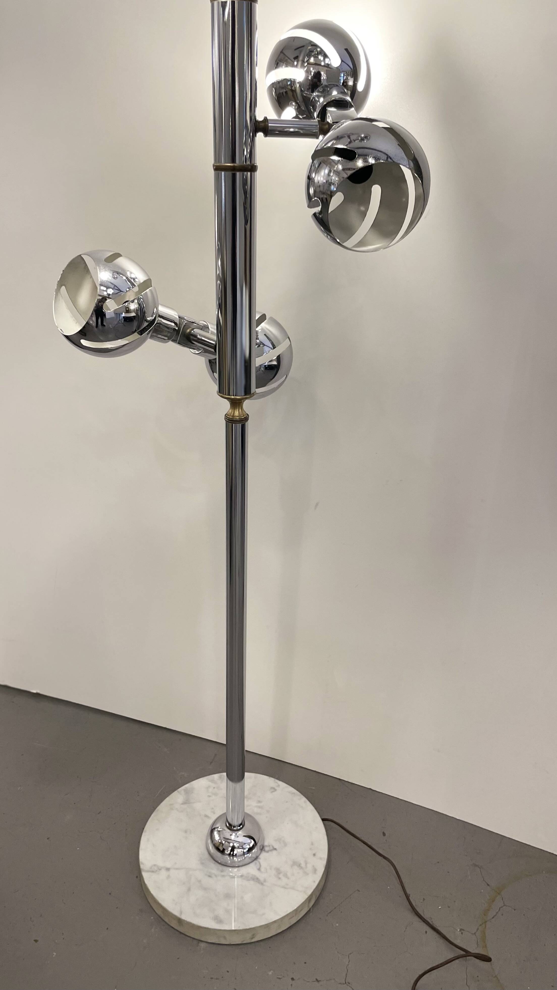 Italian Space-Age Floor Lamp, 1970s