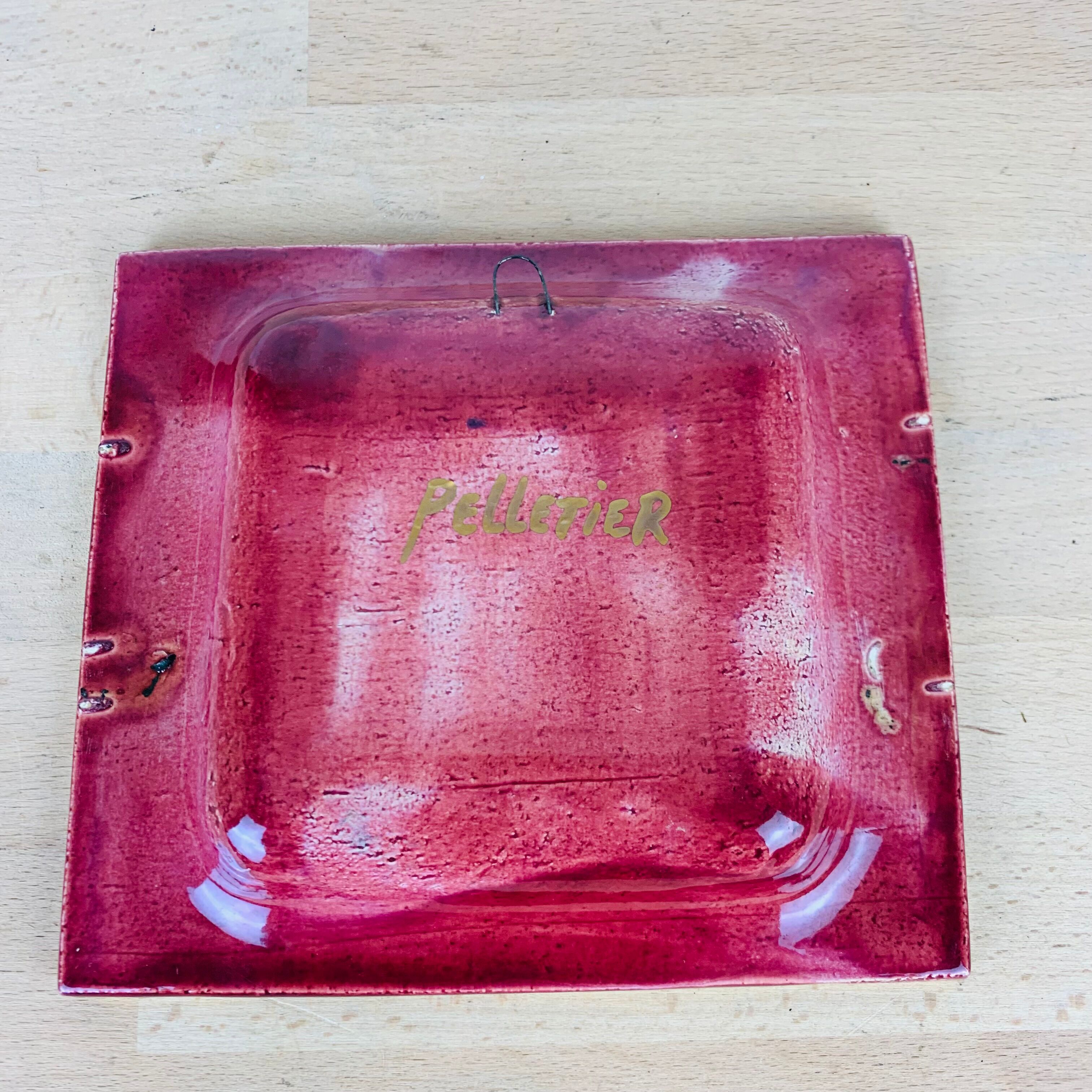 Empty pocket Georges Pelletier red and gold ceramic