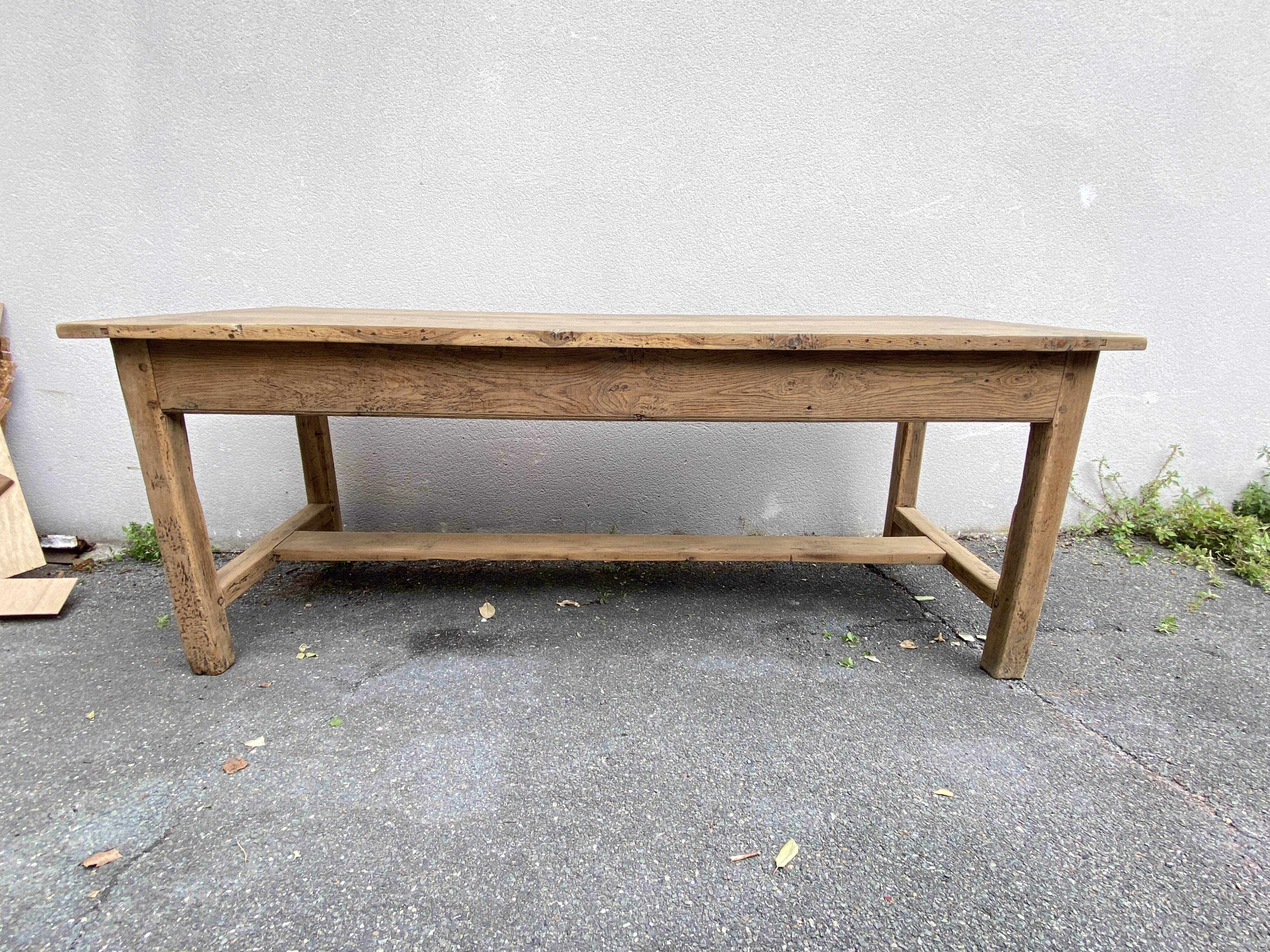 oak farmhouse table - 2 drawers