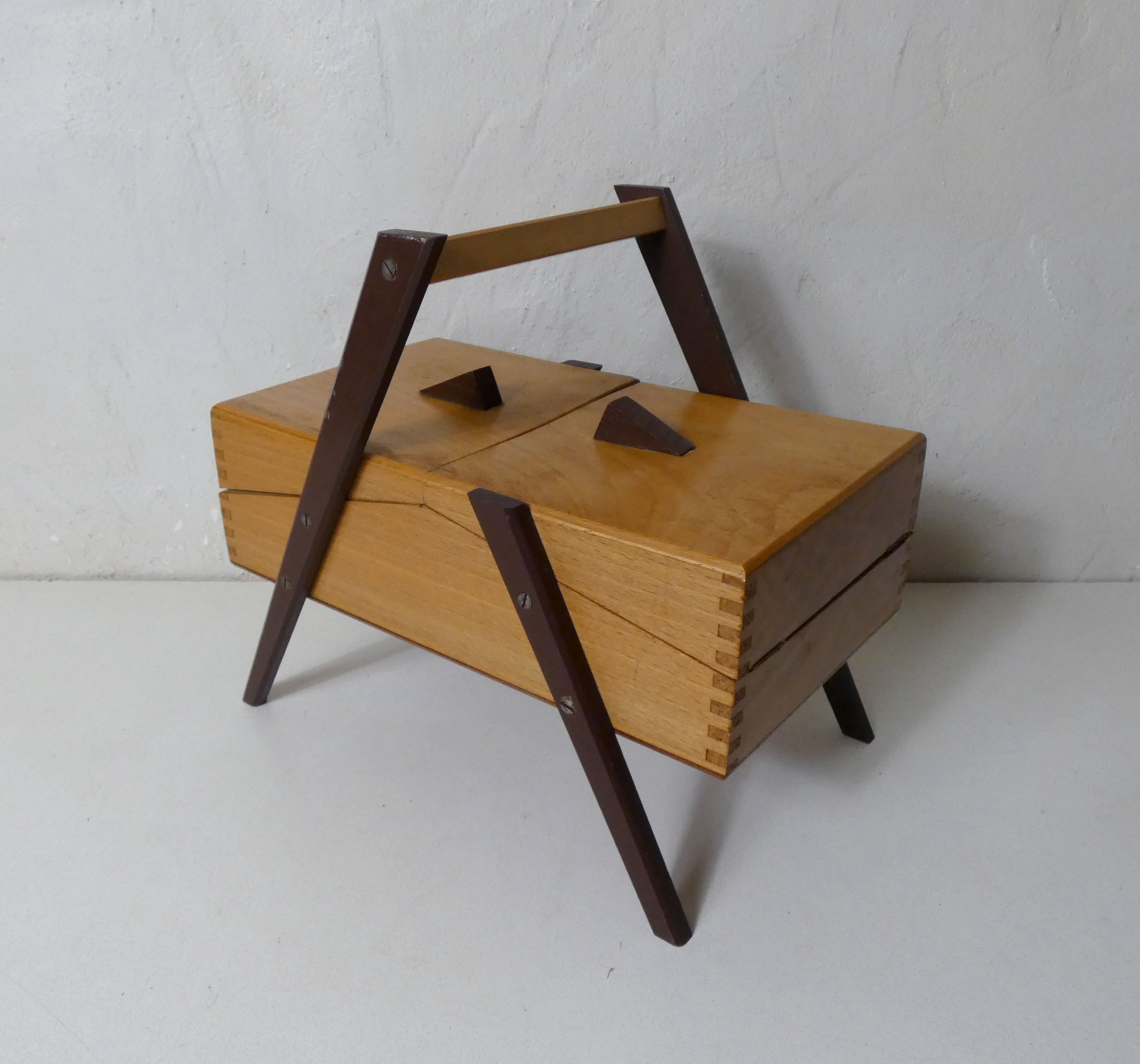 Worker wooden box vintage quilt compass feet