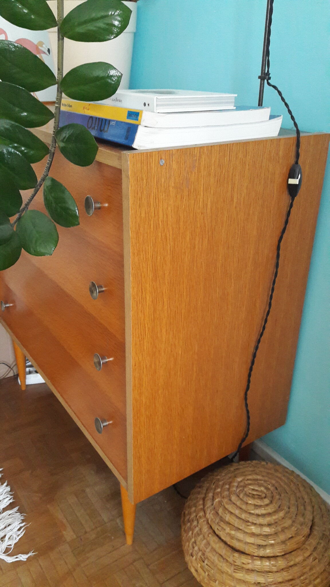 Scandinavian chest of drawers