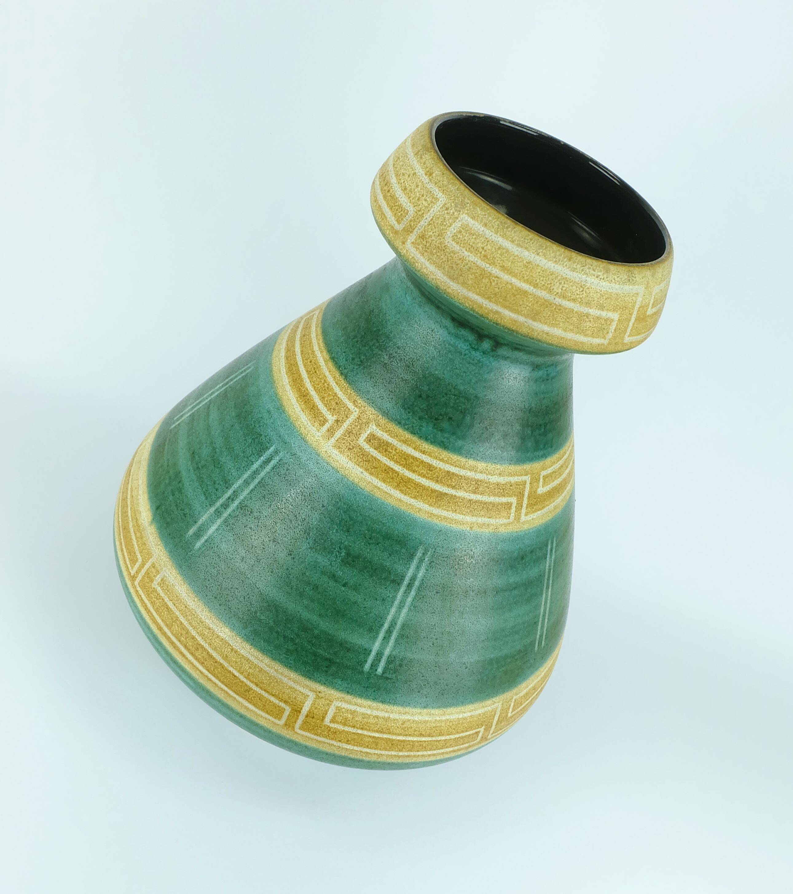 mid century VASE floorvase bay keramik model 680-40 geometric decor