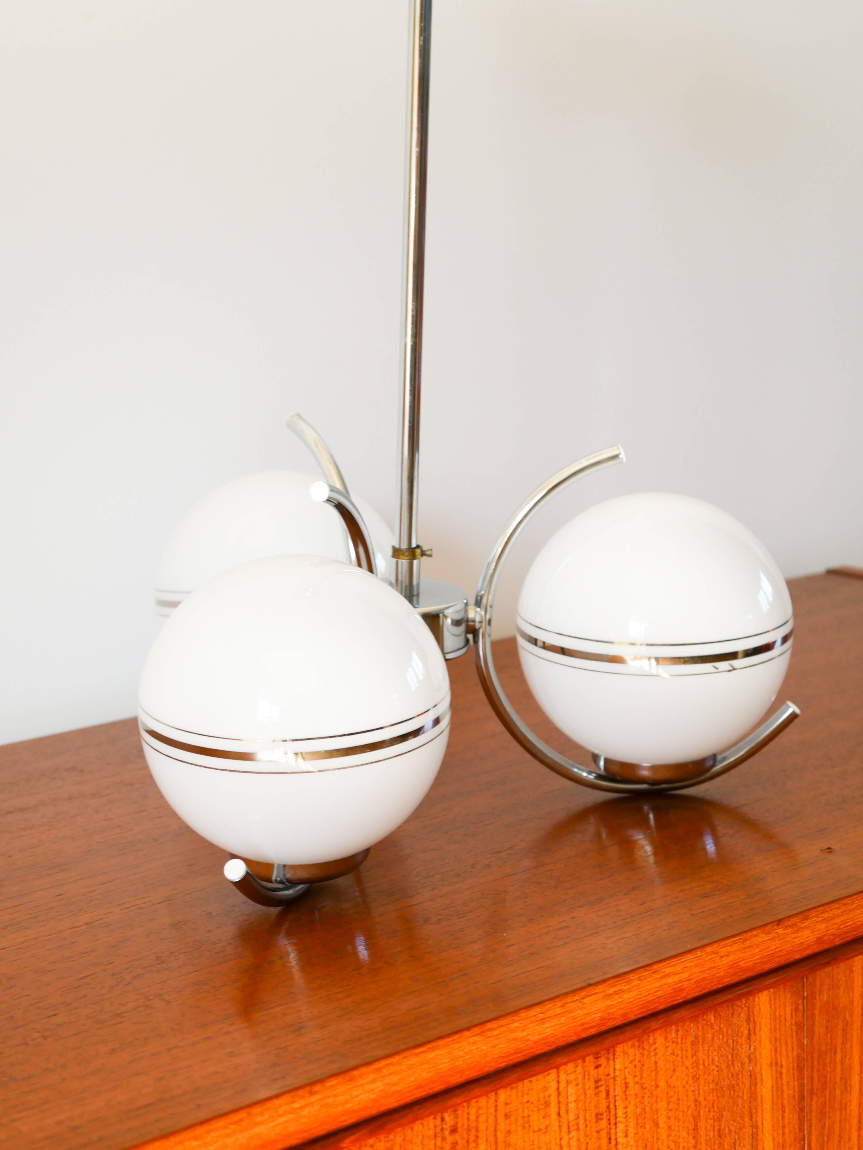 Suspension with 3 lights in opaline and chrome, Art Deco, 1940.