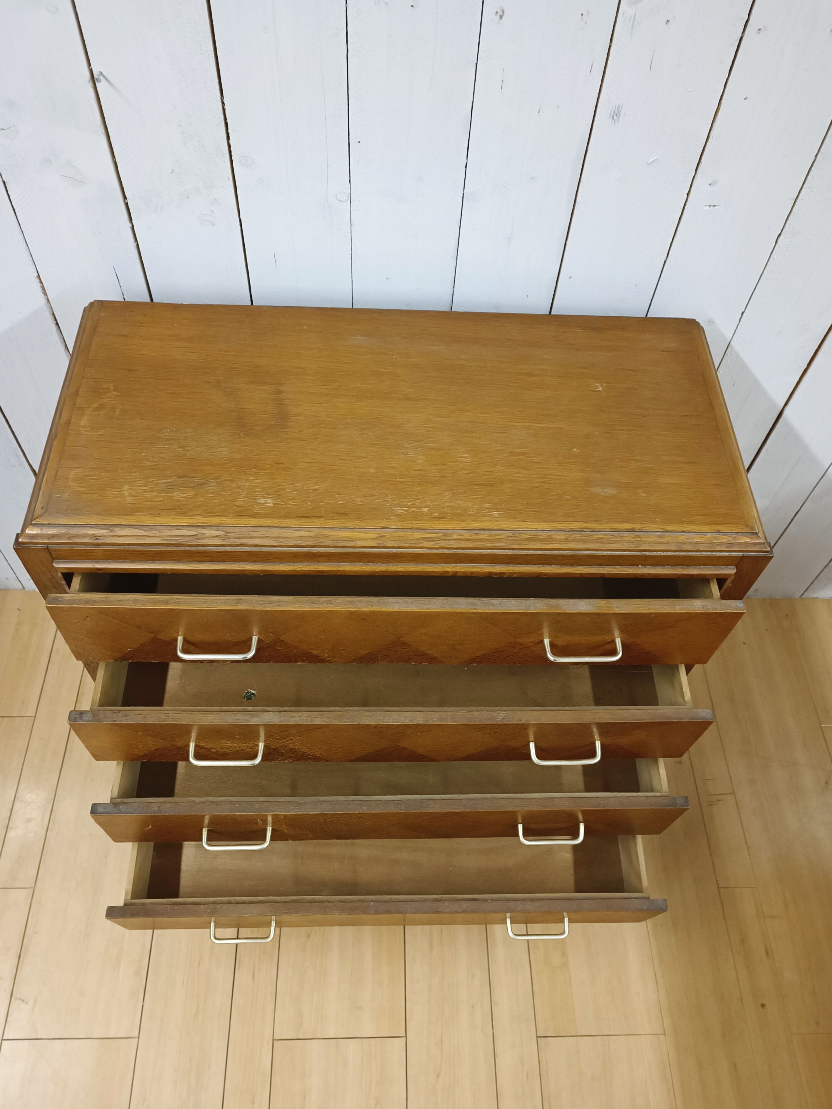 Vintage chest of drawers