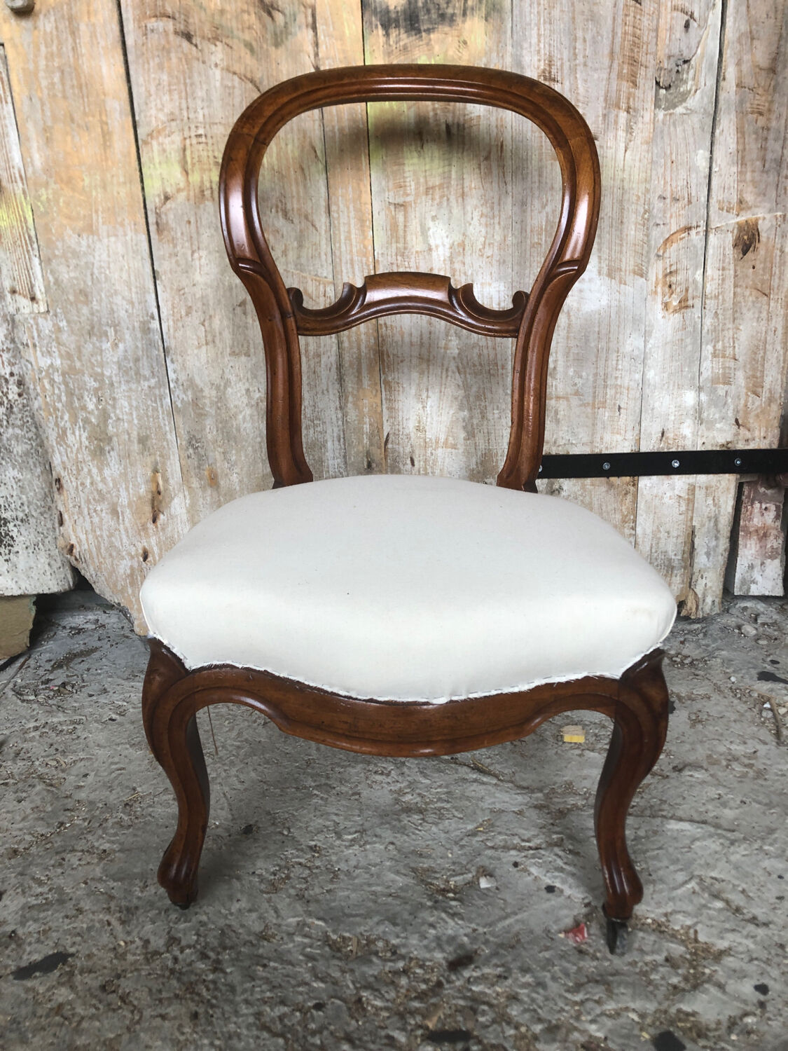 Louis XV style chair in cherry wood and fabric