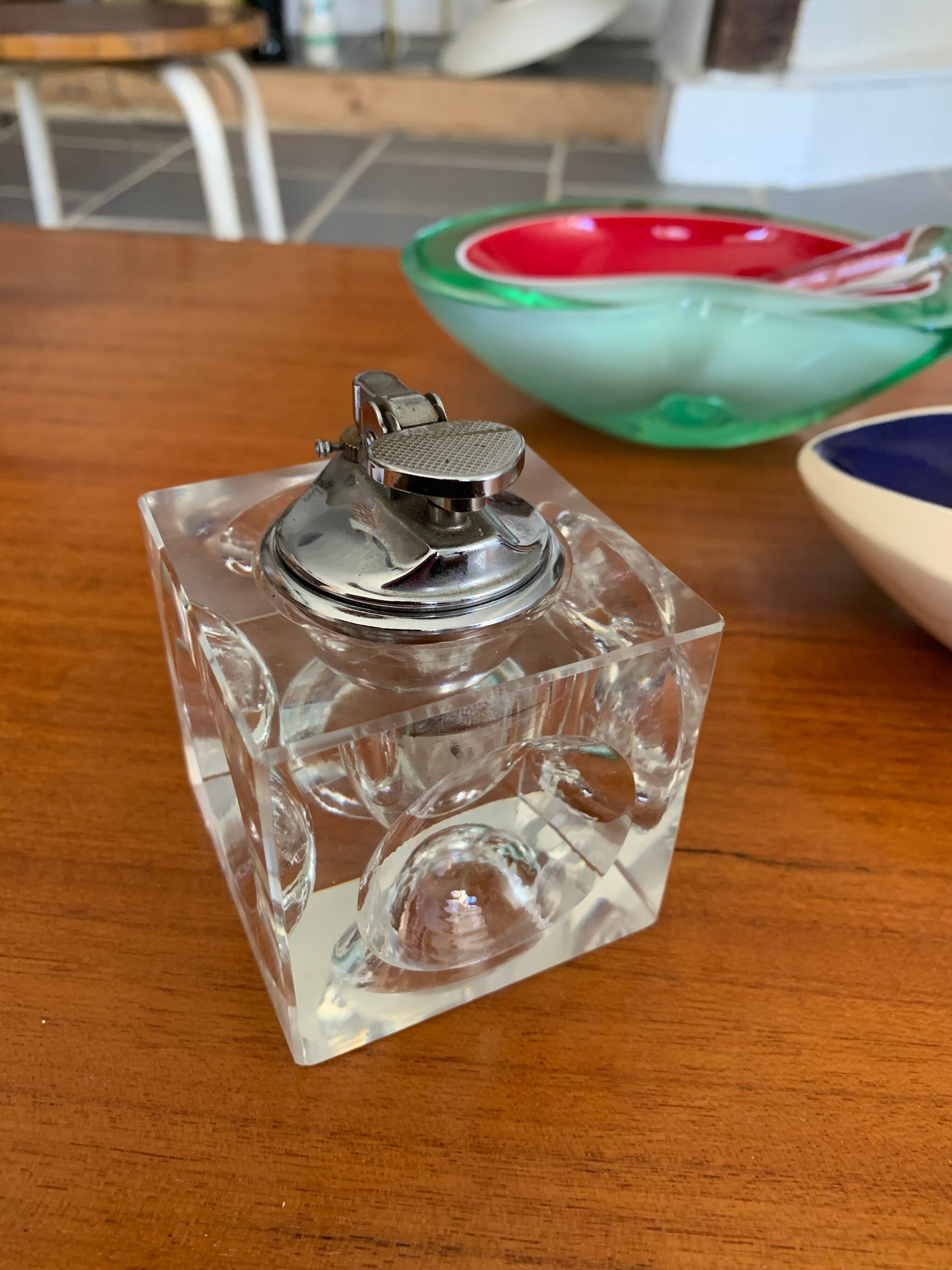 Vintage 70s glass table lighter
