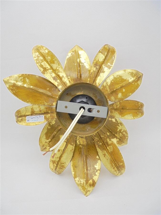 Applique fleur dorée
