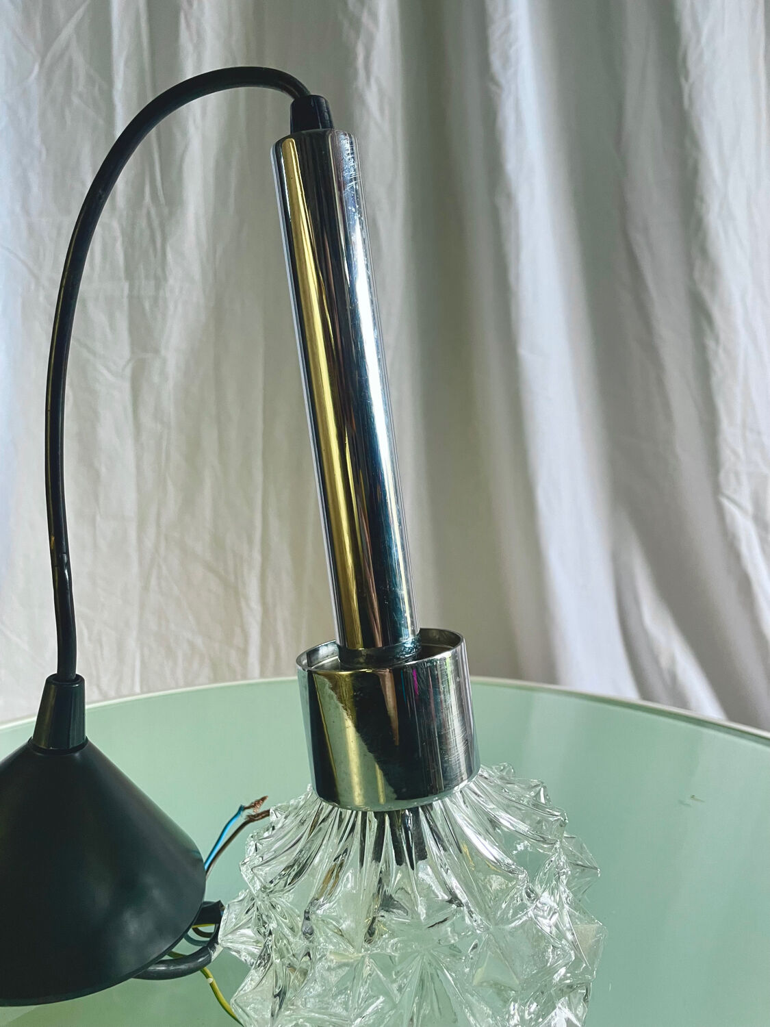 Suspension verre et chrome 70’s