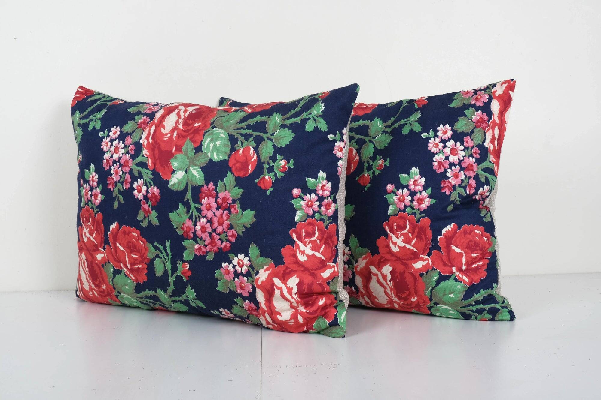 Set of 2 vintage Turkish cushion covers 56x41 cm