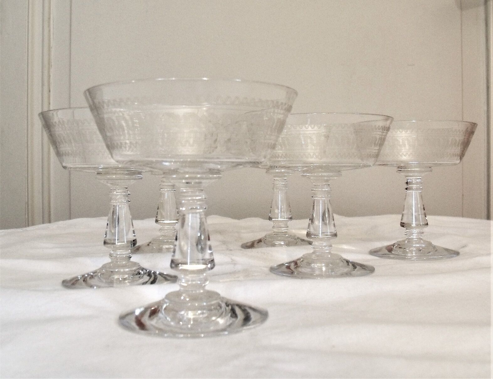 Lot of 6 cups champagne crystal baccarat model greek