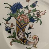 6 Sarreguemines dessert plates, cornucopia, 1928