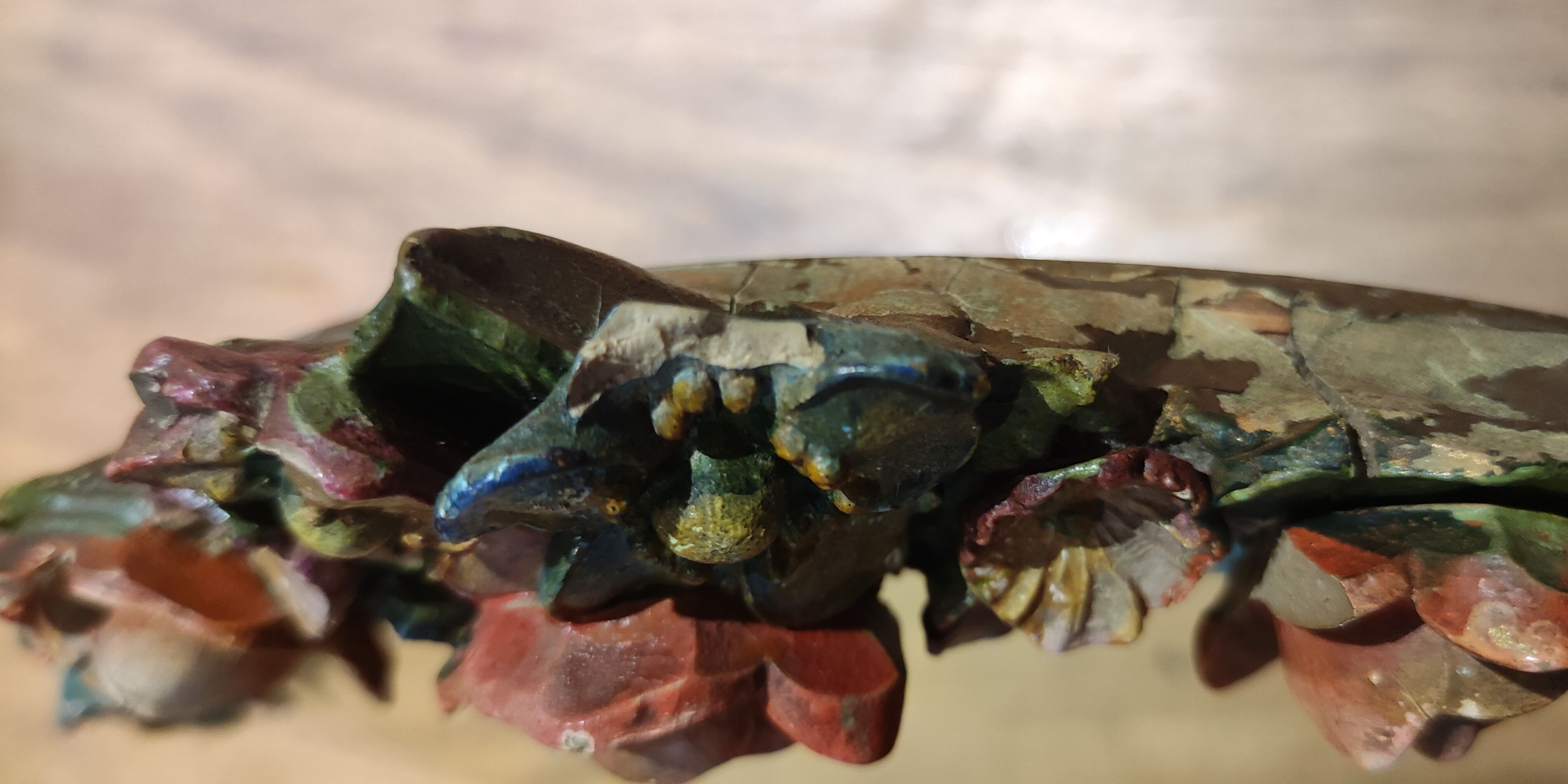 Mirror to pose, floral decoration, 1930