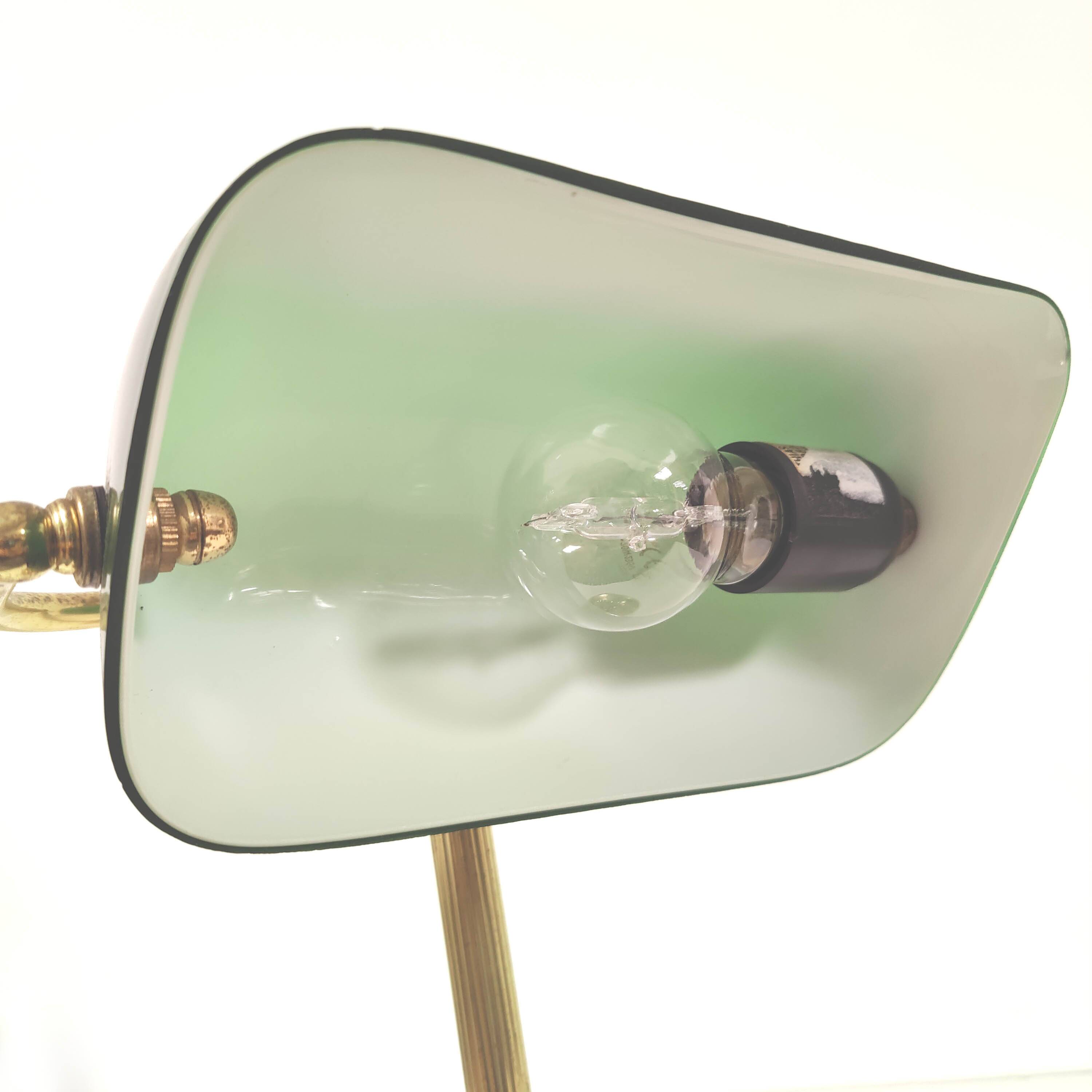 Banker lamp notary golden opaline green