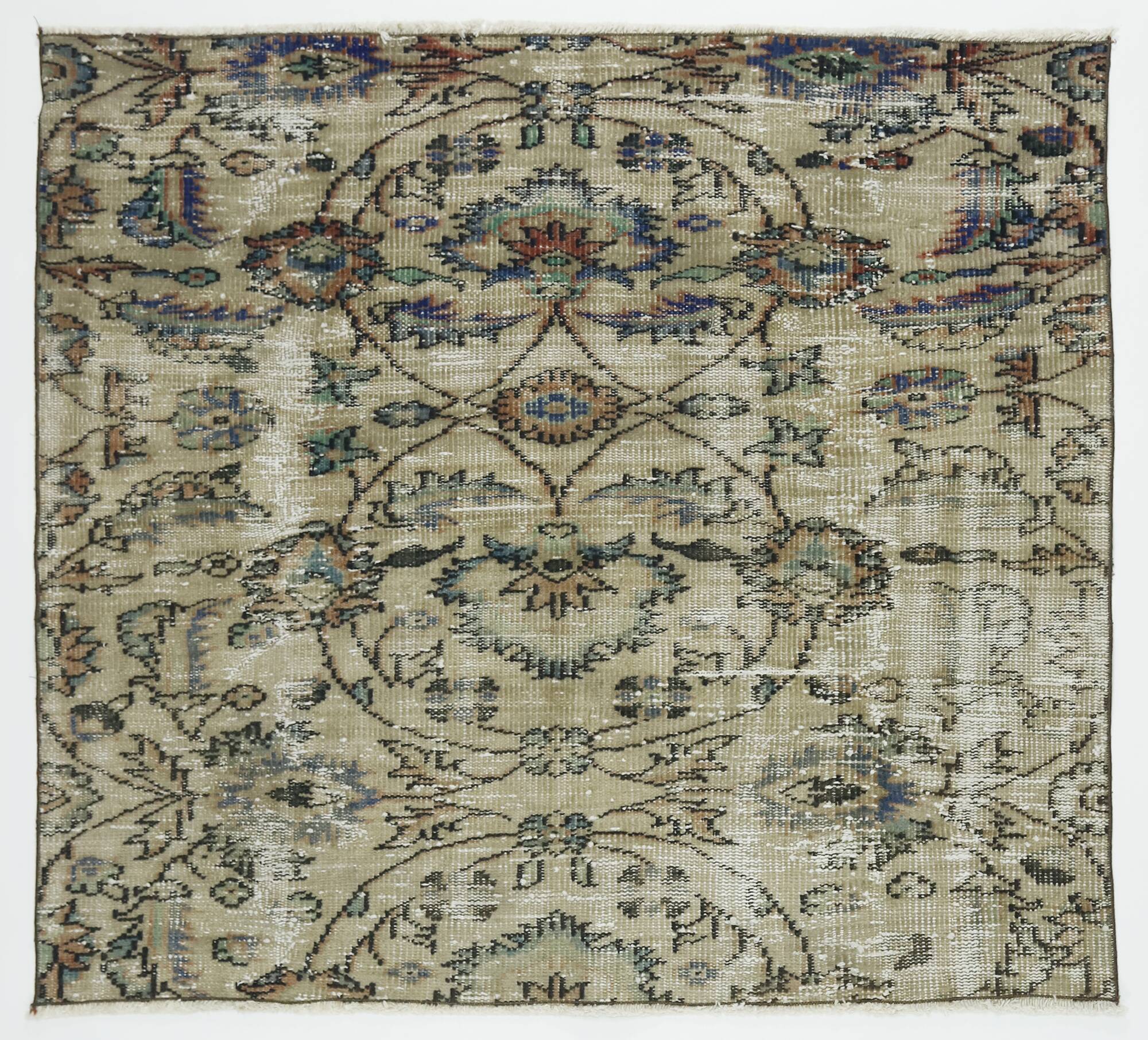 Turkish Anatolian Handmade Vintage Rug 140 cm x 120 cm