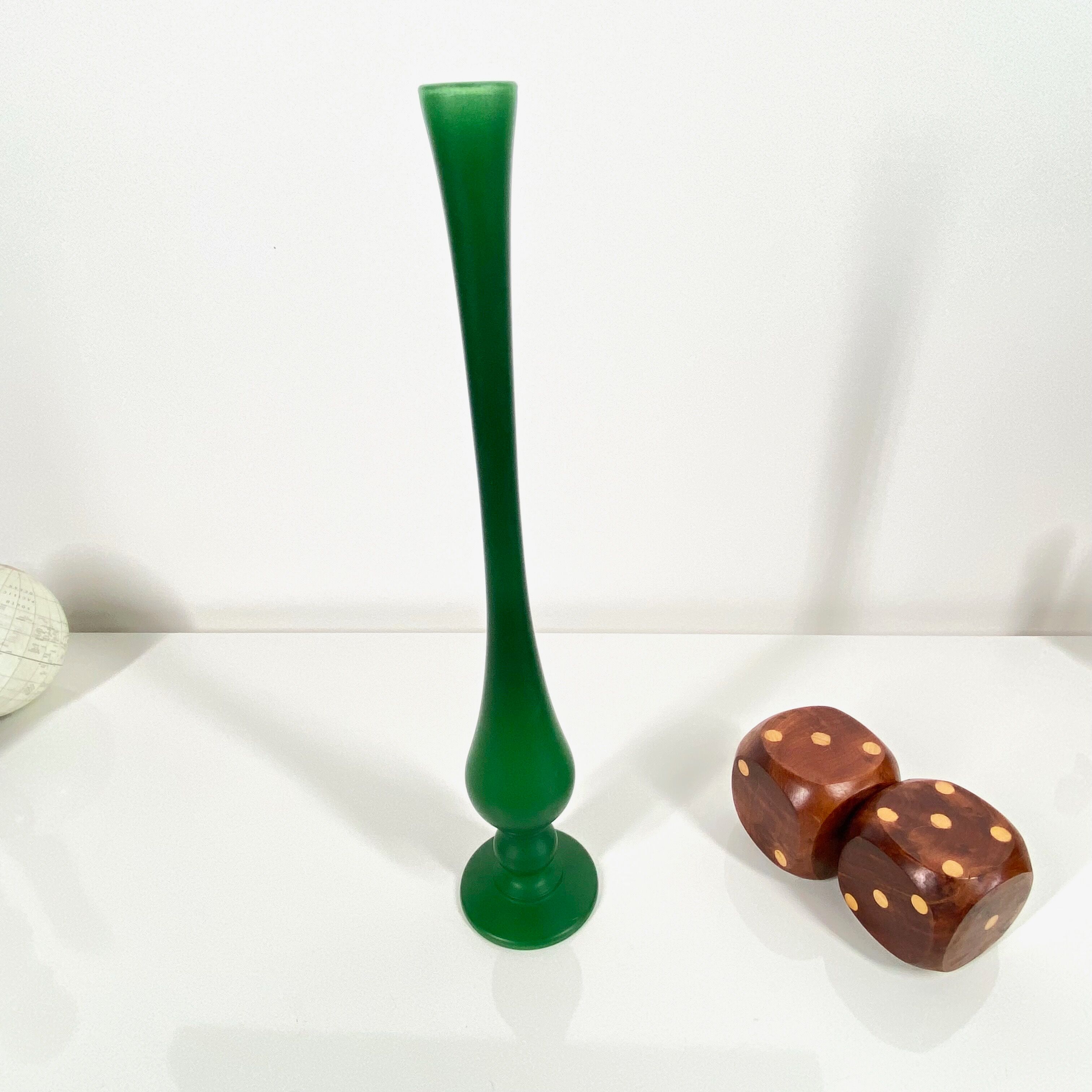 Opaline soliflore vase