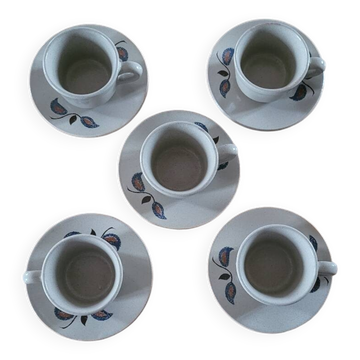 5 tasses et sous-tasses Faïence de St Amand