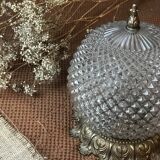 Lamp with moulded glass