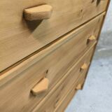 Vintage pine chest of drawers.
