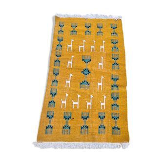 Tapis traditionnel à motifs gazelles fait main en pure laine