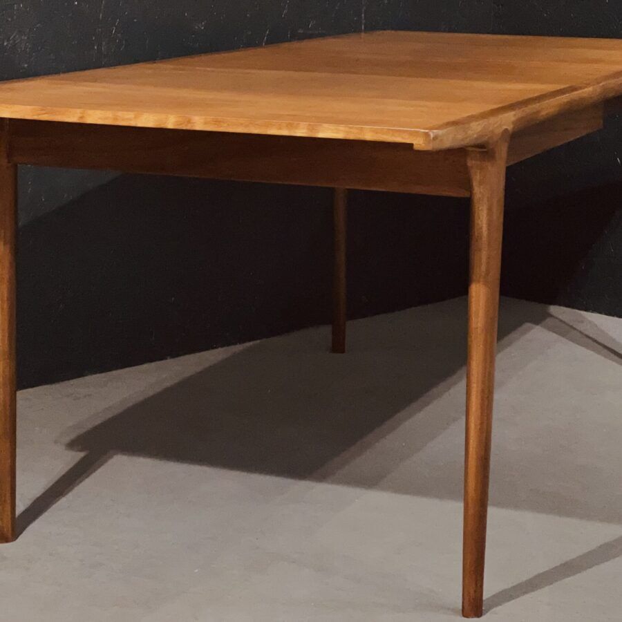 Wrighton Extension Dining Table