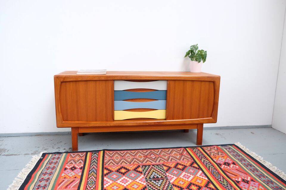 Buffet vintage danois HP Hansen en teck, années 60-70.