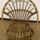 Fauteuil coquille en rotin pour enfant