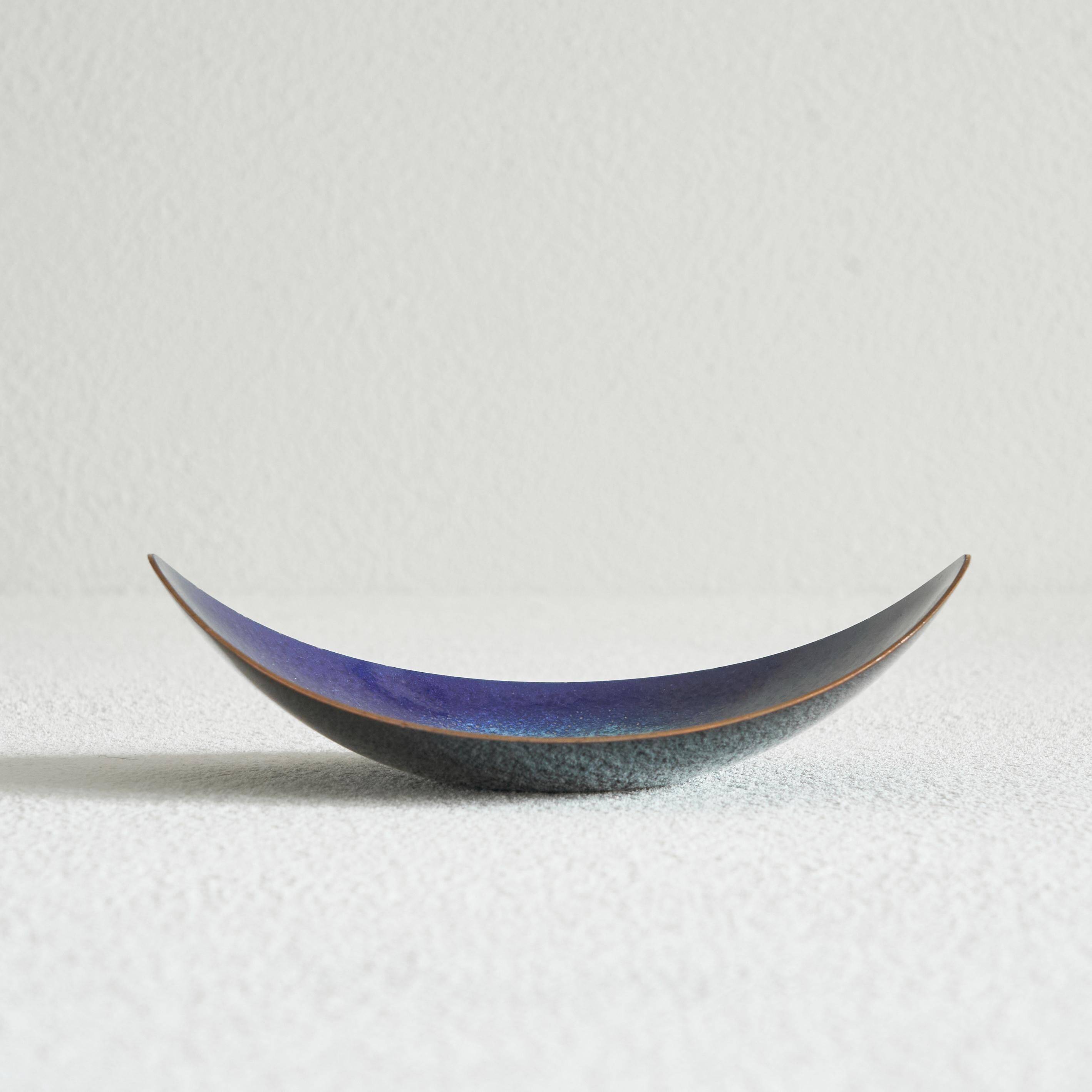 Enamelled copper bowl in gondola shape from the 1960s.