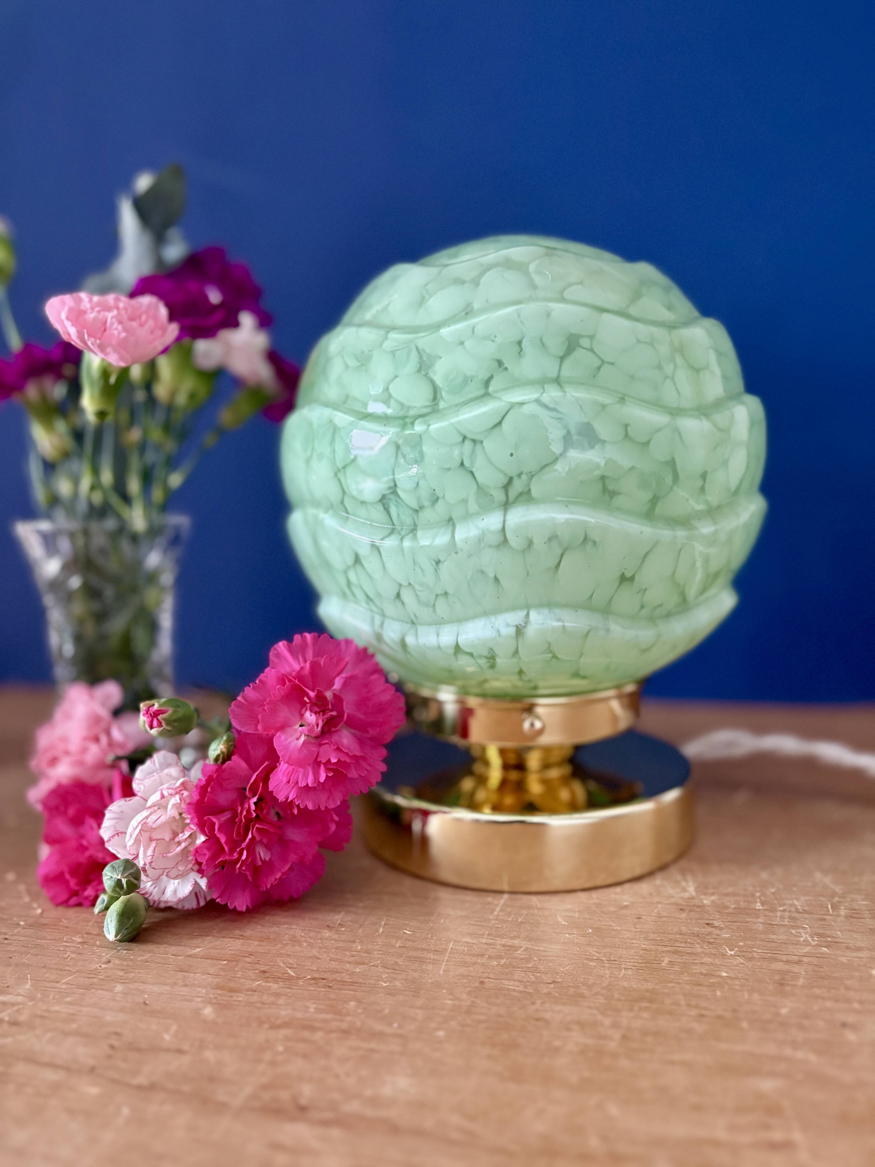 Vintage art deco globe table lamp in mint green Clichy glass