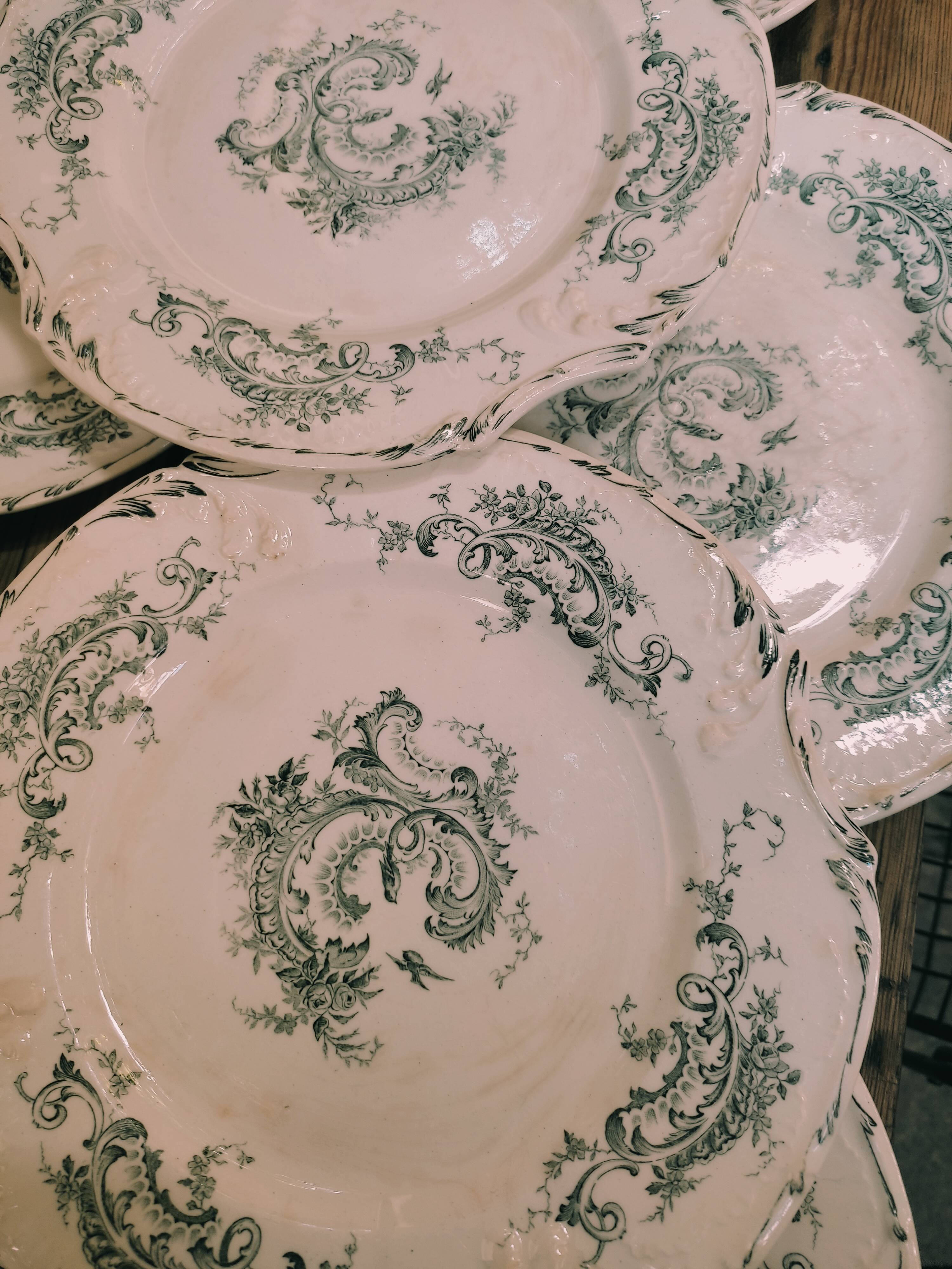 6 flat earthenware plates by Gien