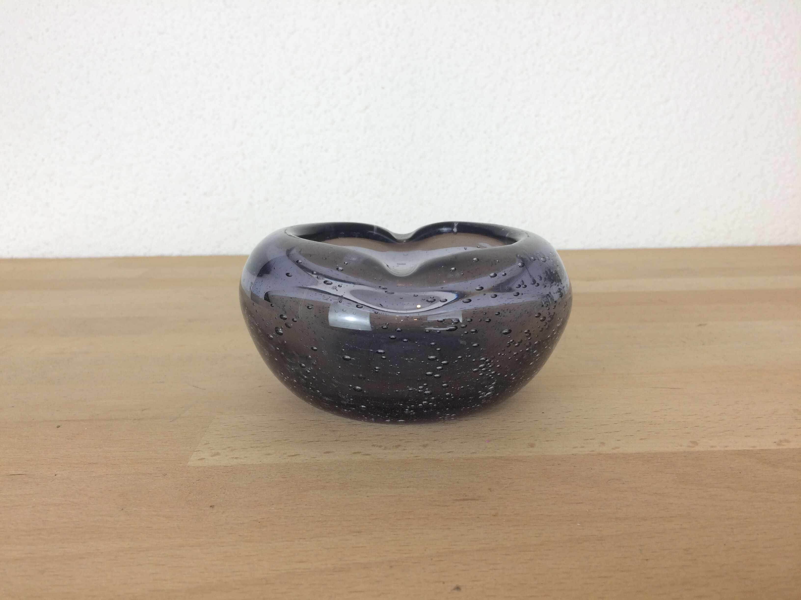 Purple bubbled glass ashtray