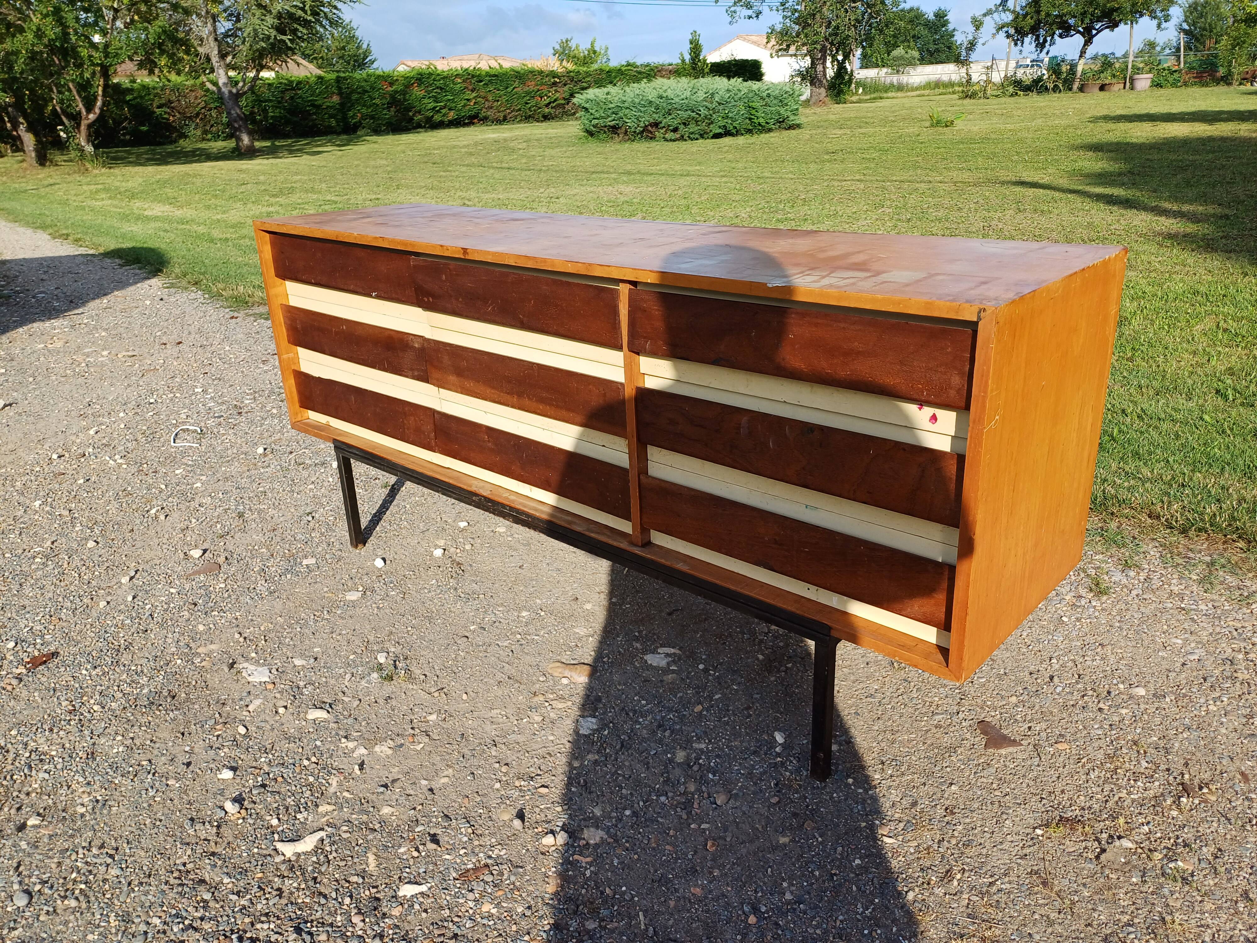 Furniture by René Fray, graduate of the Boule school, 1920