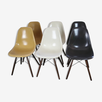 Lot 6 chaises DSW par Charles & Ray Eames pour Herman Miller