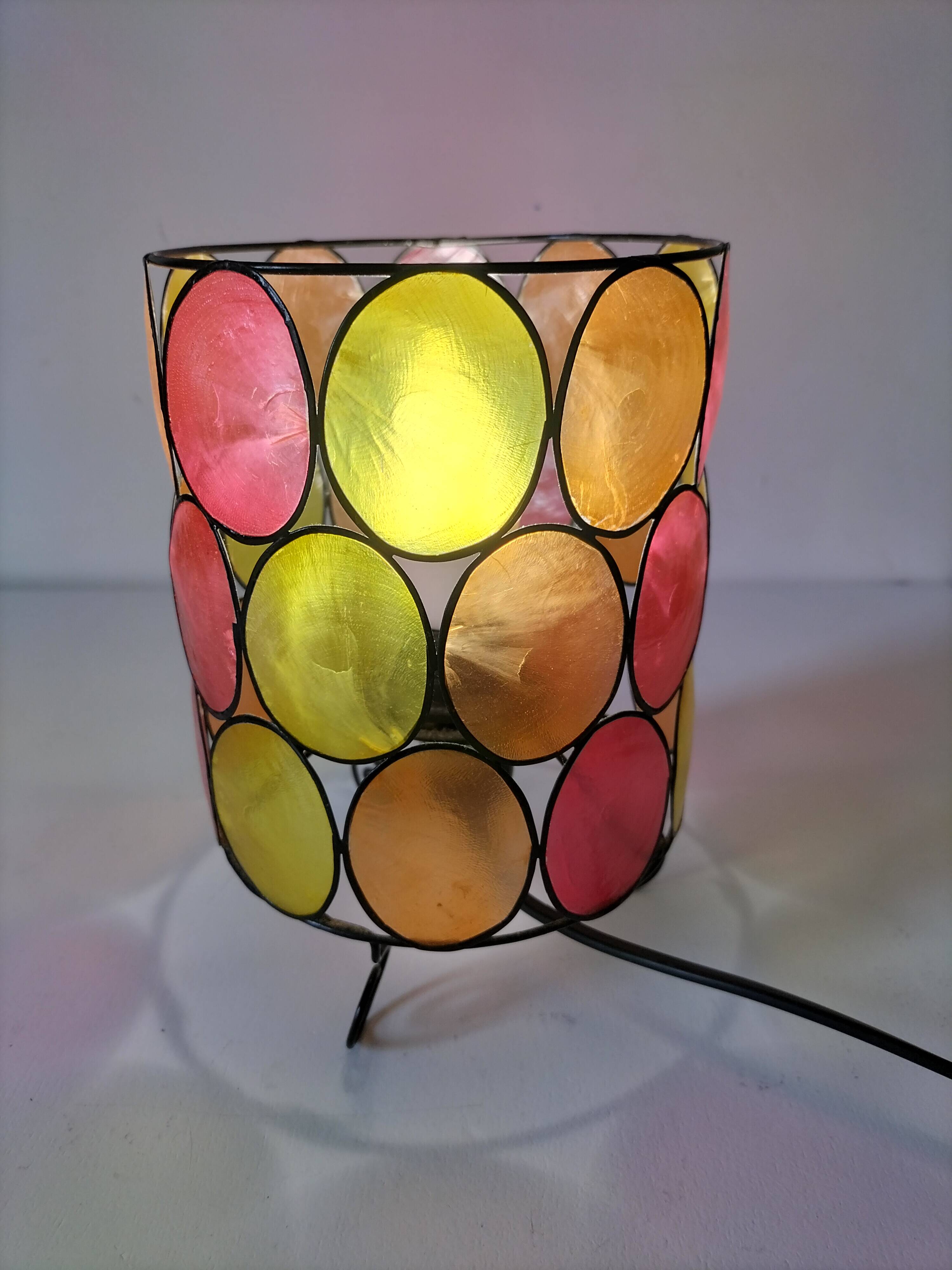 Bohemian mood lamp in Capiz shell and metal - Asian crafts