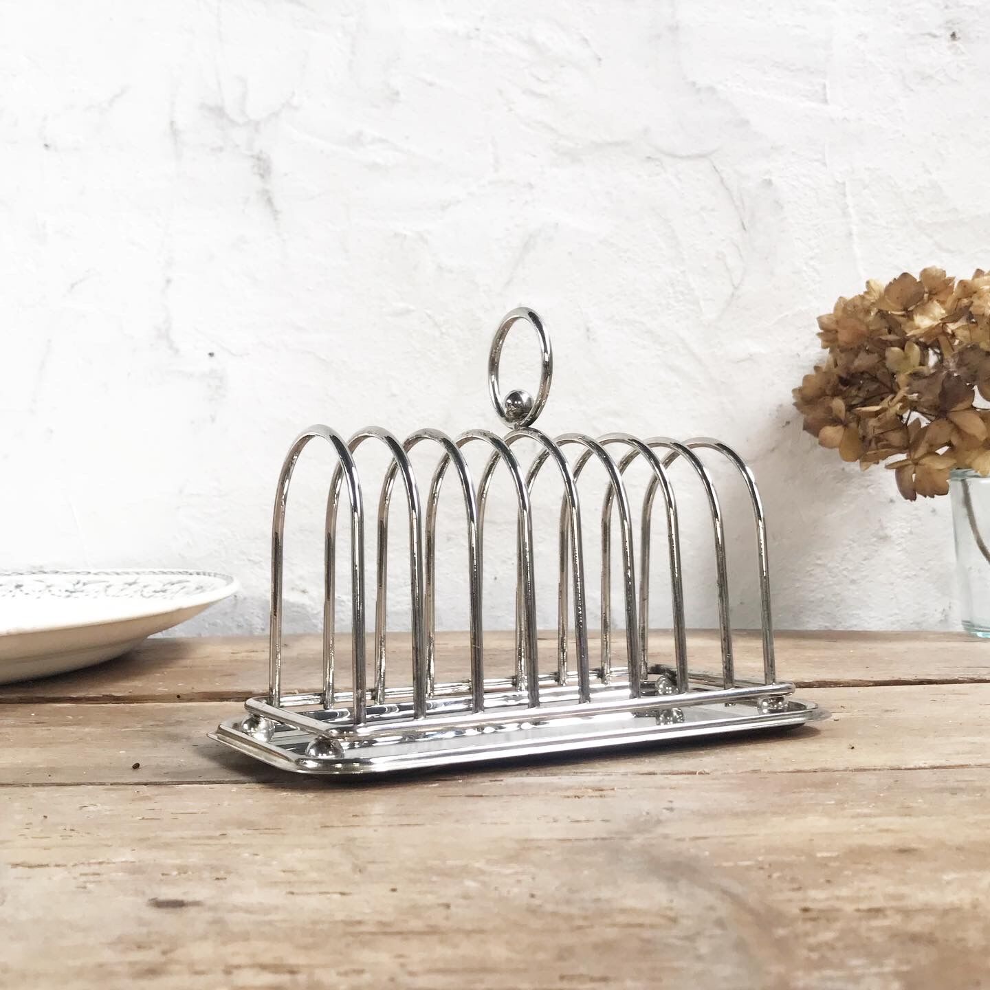 Silver metal toast door