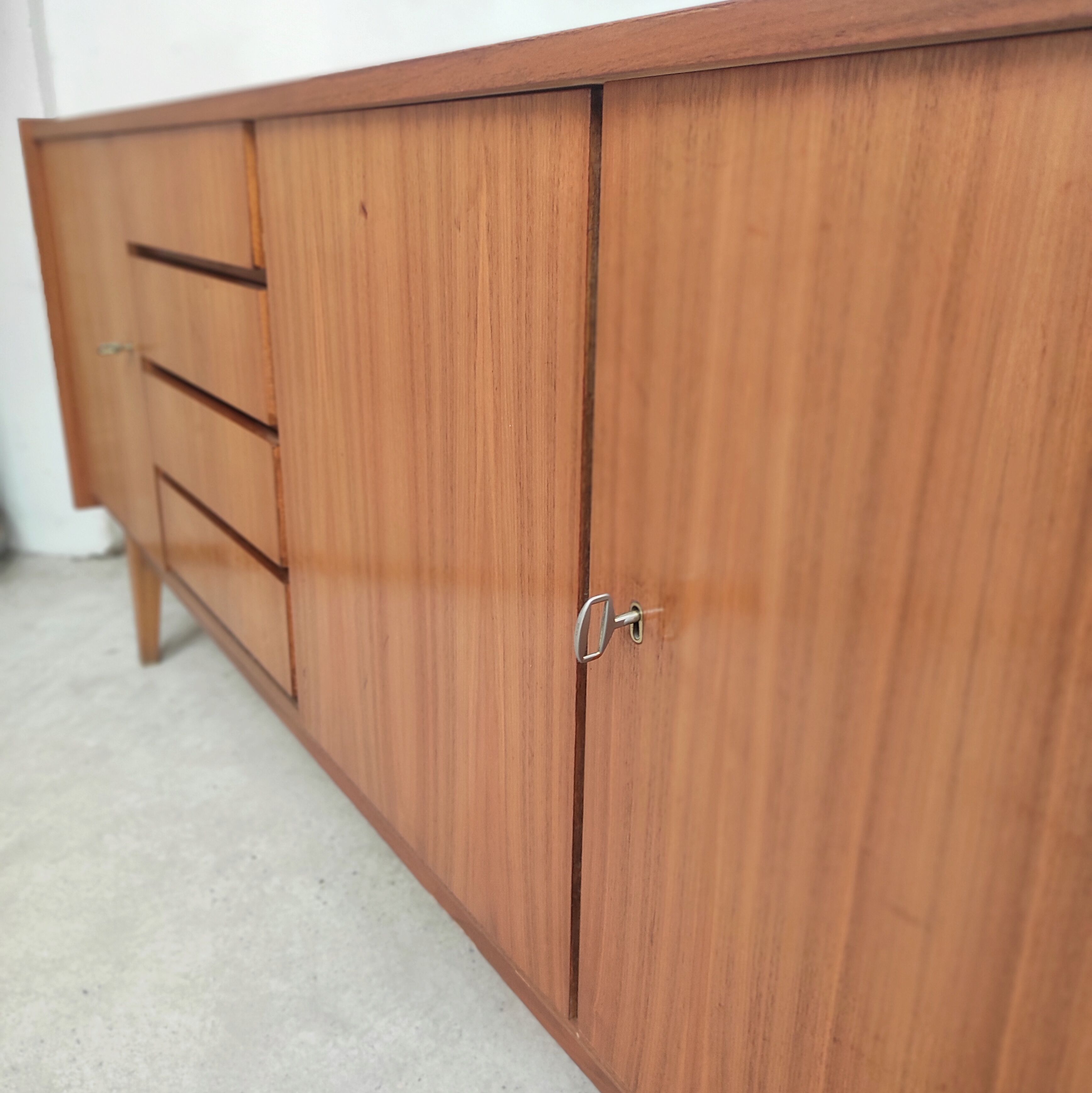 Sideboard 180 cm, 1960