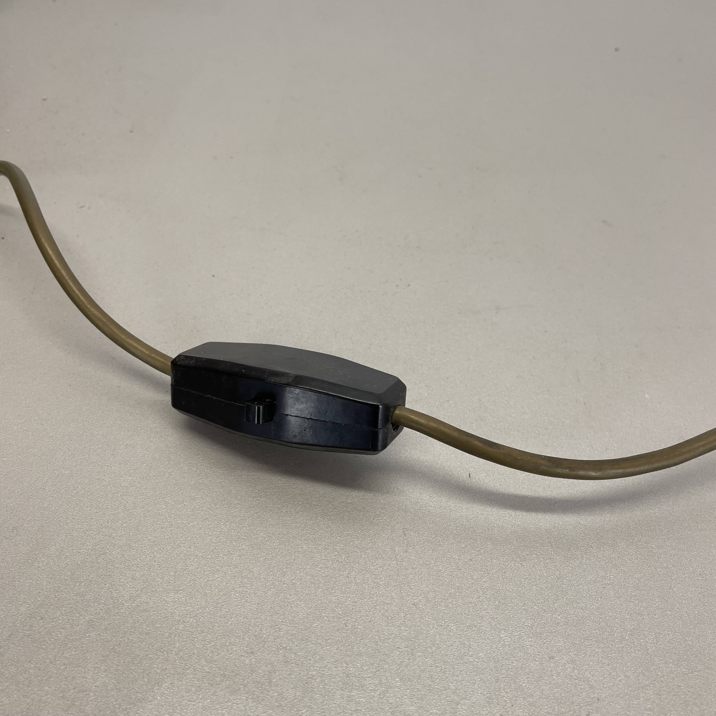 Tripod kalmar stilnovo style hollywood regency table lamp in brass, austria, 1950s