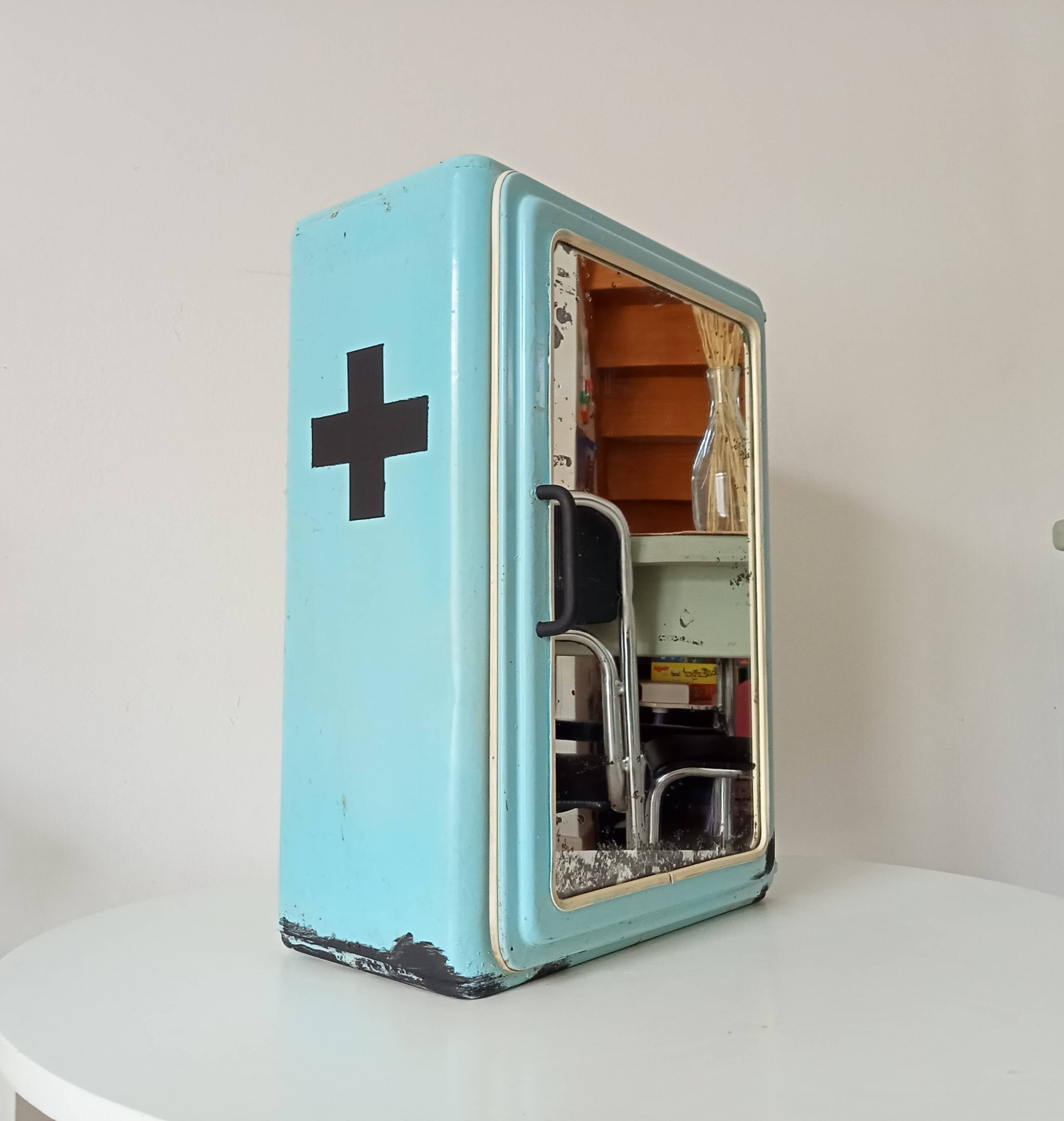 Vintage metal medicine cabinet from the 1950s