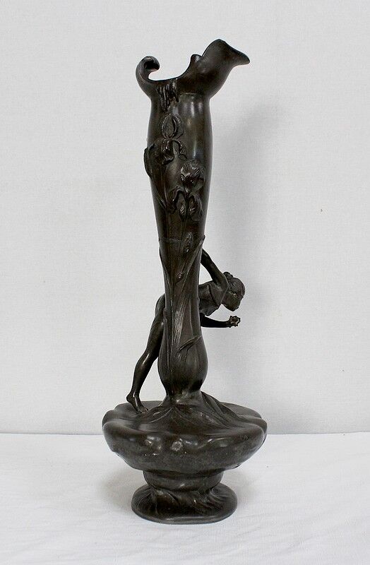 Pewter vase, "Young woman picking a water lily", signed P. Jean, Art Nouveau early twentieth century