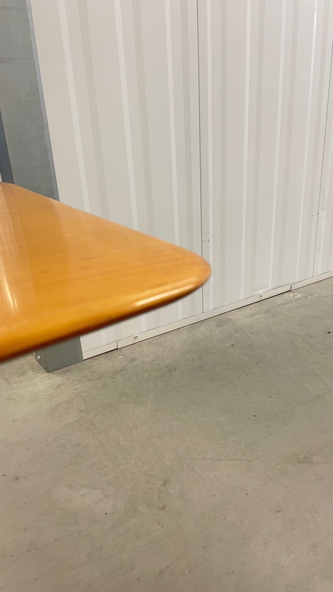 Lacquered wooden table from the 60s with revised door