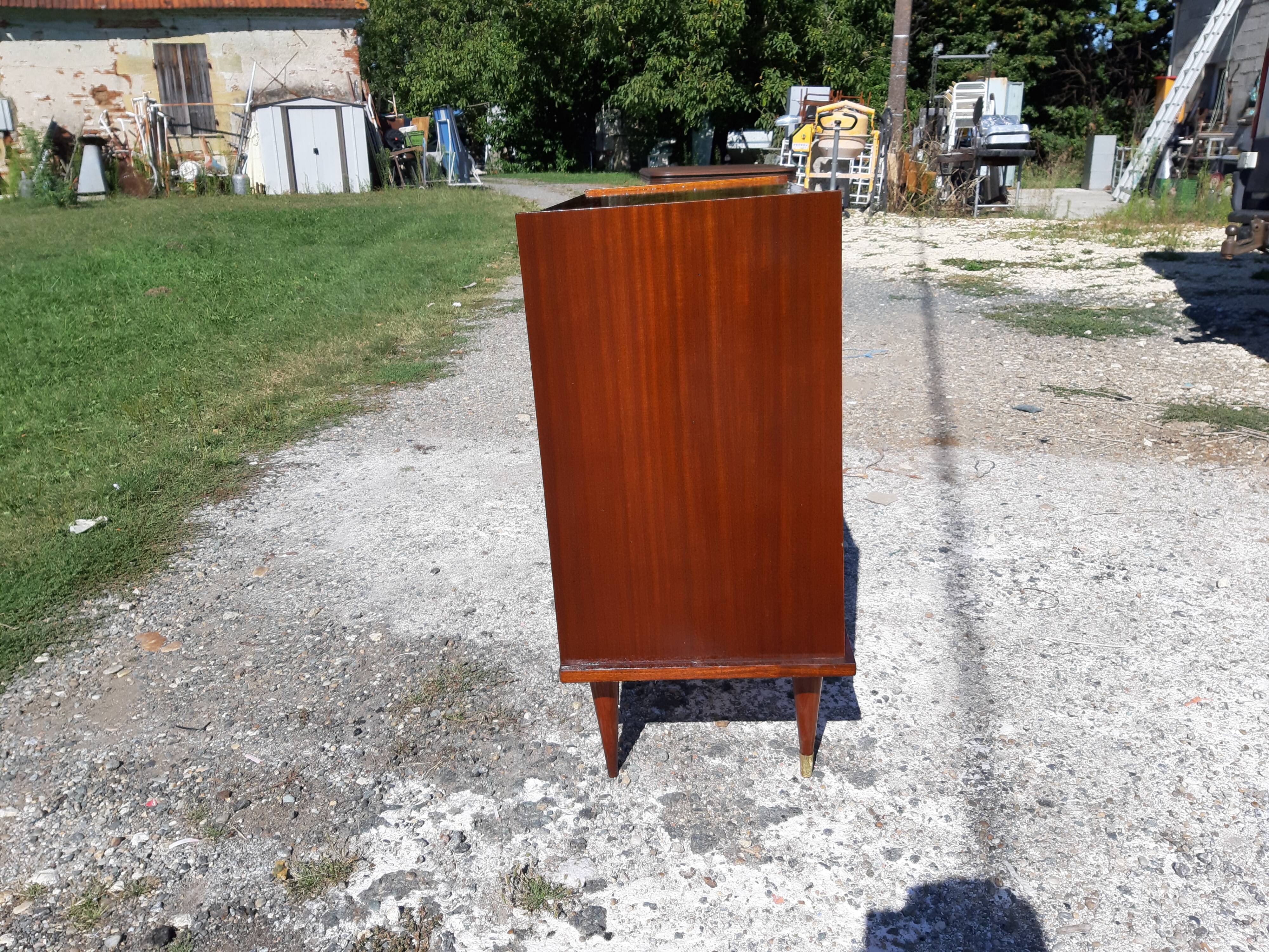 Vintage dresser 4 drawers