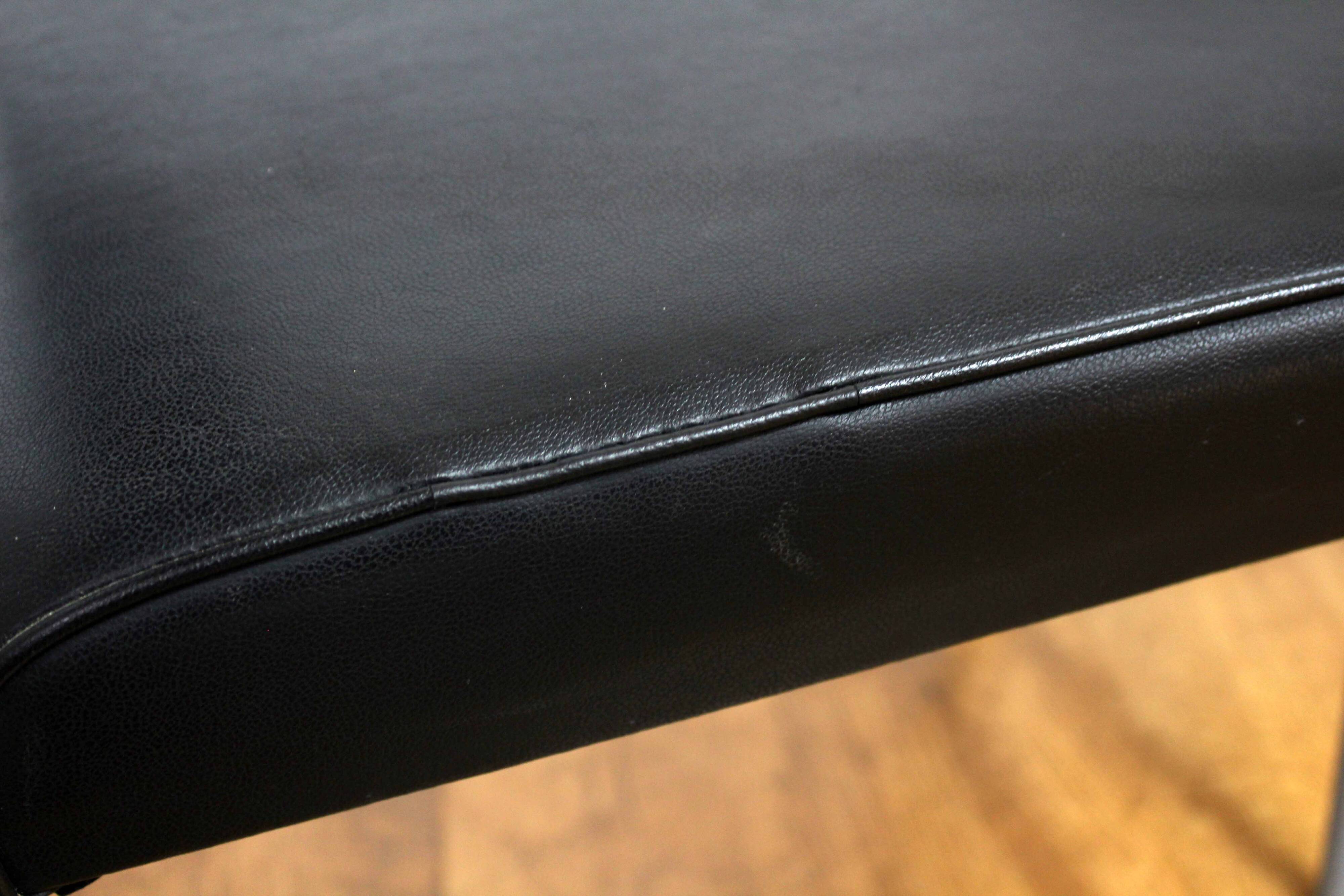 Set of 6 Vienna Chairs by Rodney Kinsman for Bieffeplast