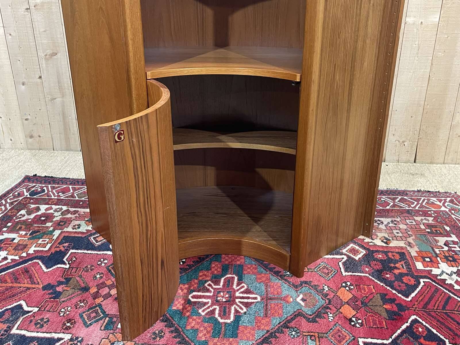 GPLAN brand neck in teak