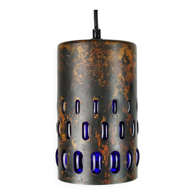 lampe suspendue moderne du milieu du siècle en cuivre flammé et verre bleu des années 1960