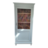 Renovated old showcase