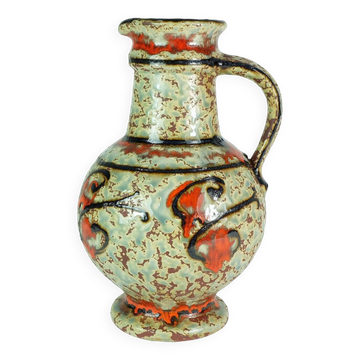 Vase des années 1960 u-keramik modèle 1809/18 avec un émail et des couleurs exceptionnels.