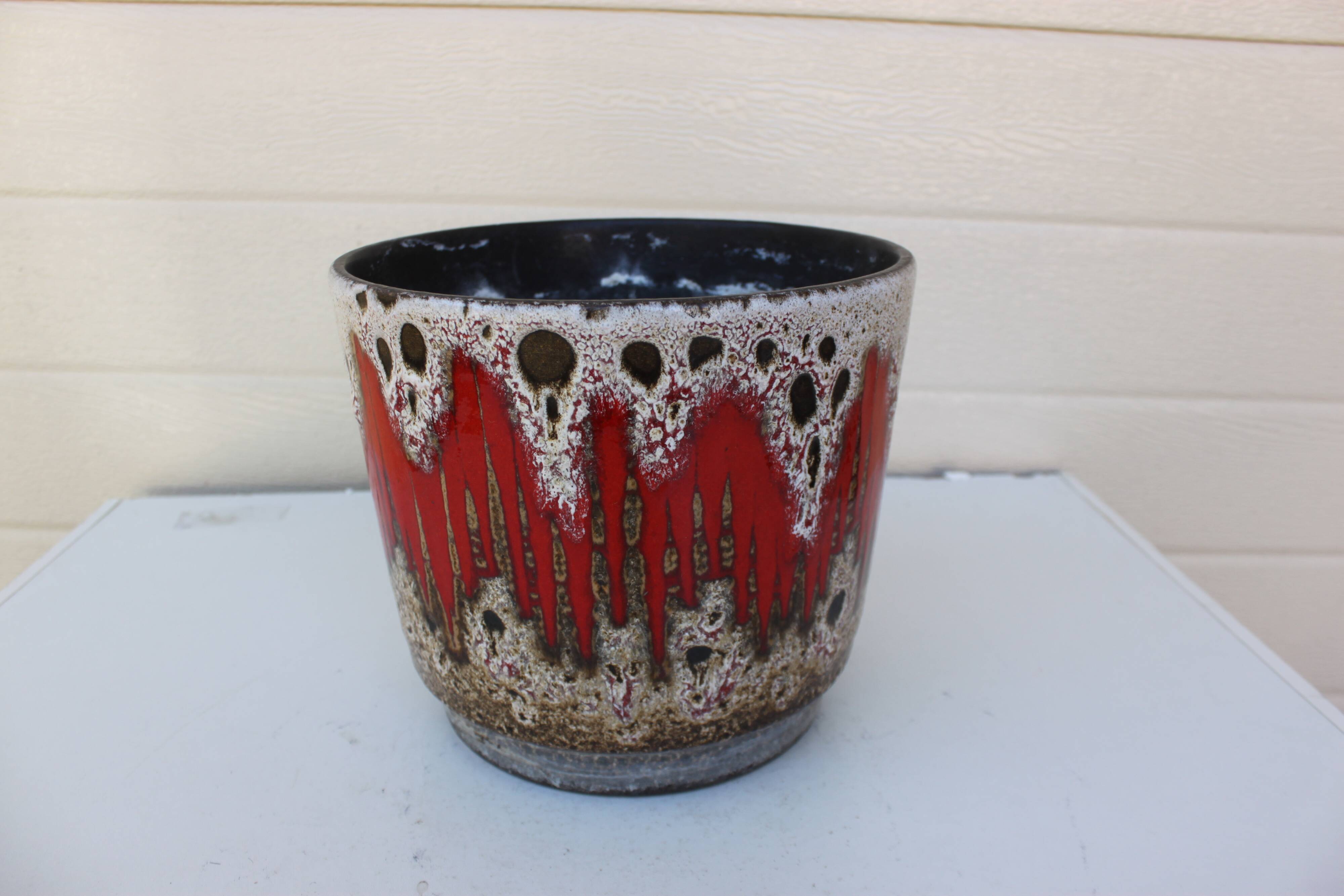 cache-pot 1970 strié rouge