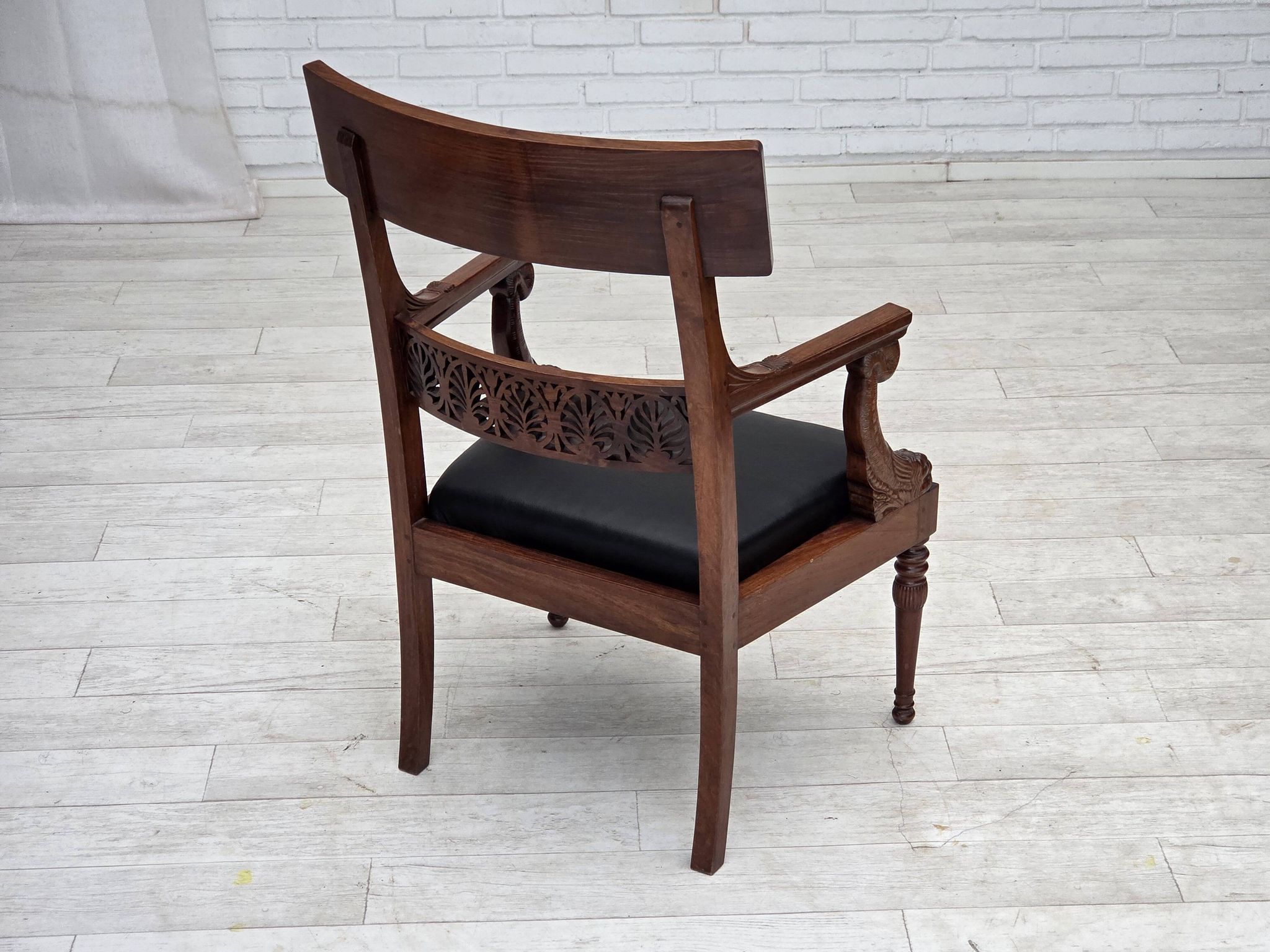 1920-30s, set of 2 armchairs, design after Georges Jacob, carved teak wood.