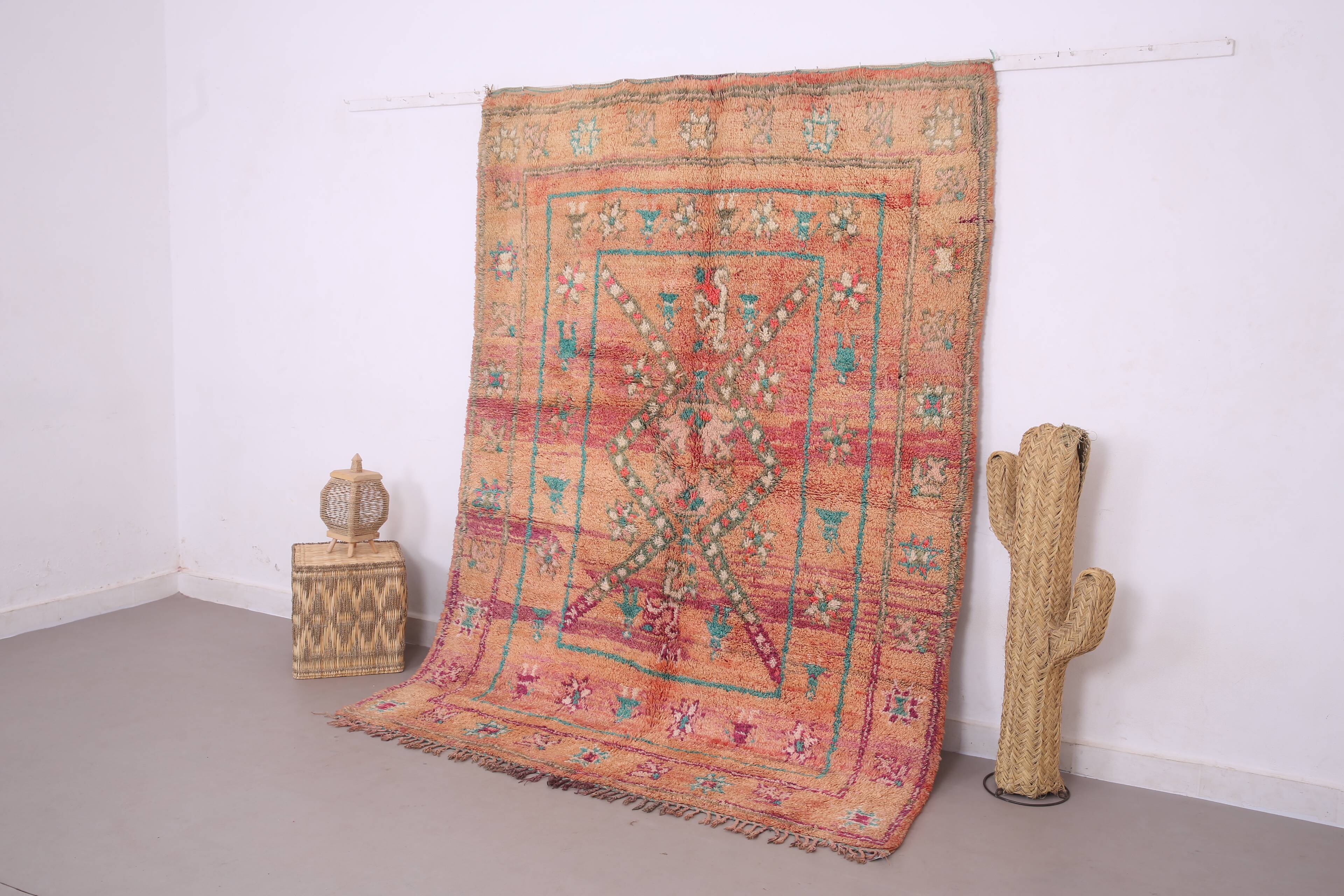 Peach Vintage Moroccan Rug 180 x 253 cm - Handmade Berber Wool Rug - Boho